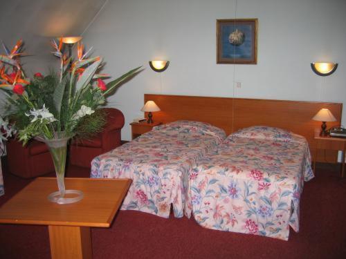 Hostellerie Lou Pahou Ronse Exteriör bild