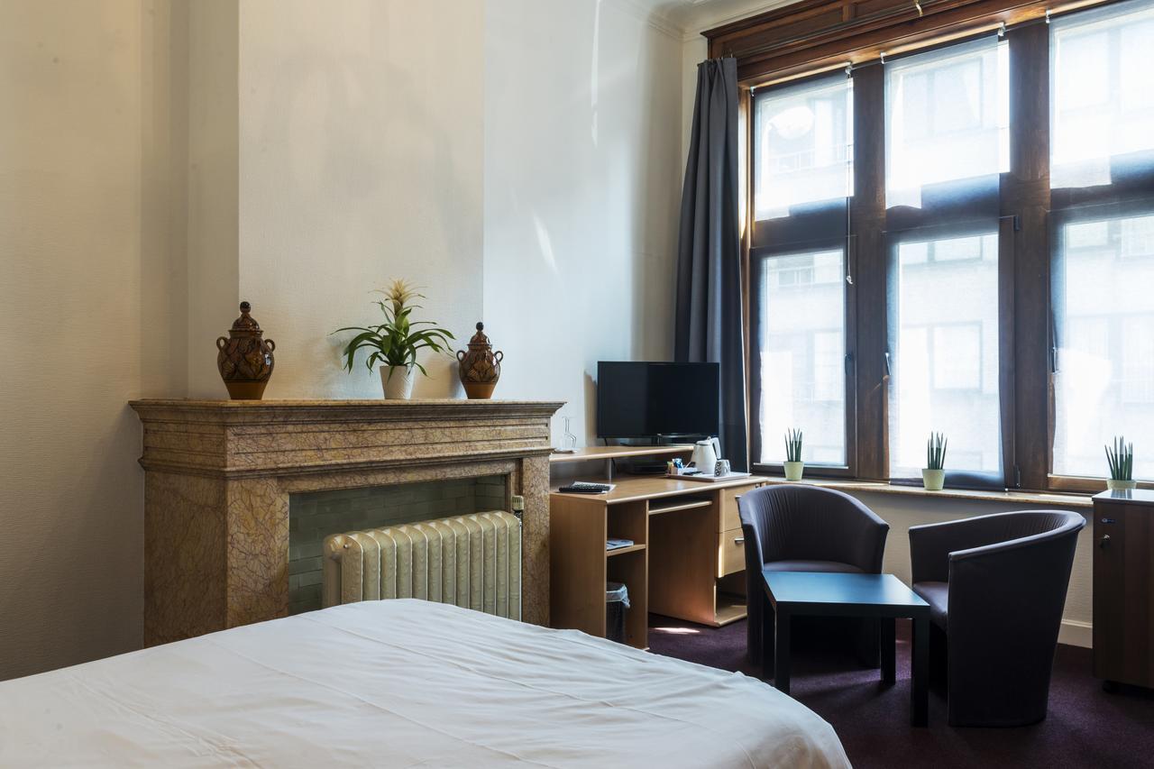 Hostellerie Lou Pahou Ronse Exteriör bild
