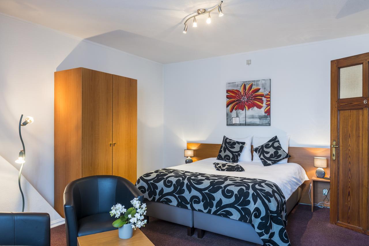 Hostellerie Lou Pahou Ronse Exteriör bild