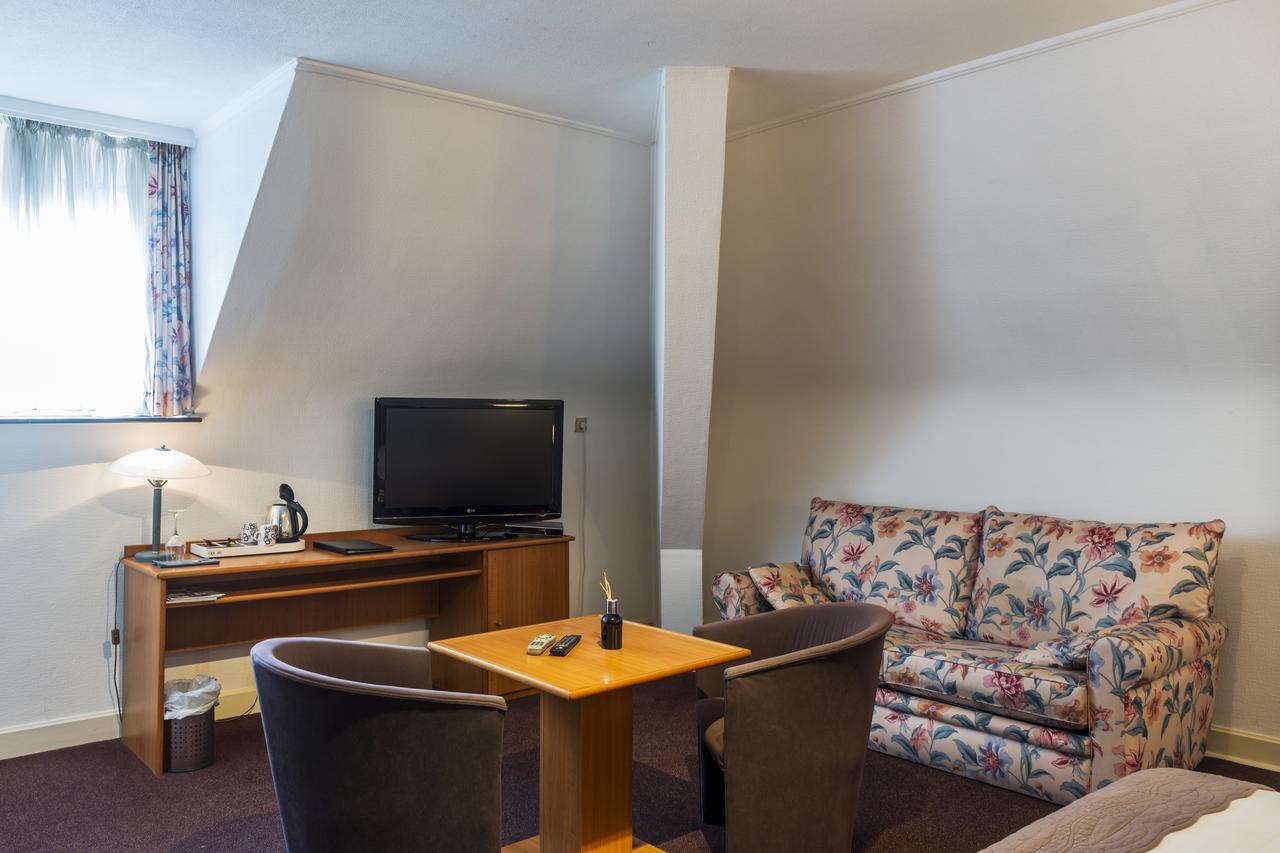 Hostellerie Lou Pahou Ronse Exteriör bild
