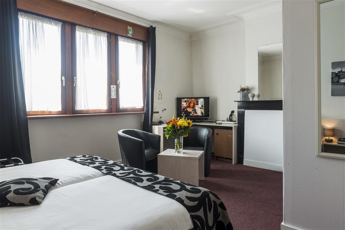 Hostellerie Lou Pahou Ronse Exteriör bild